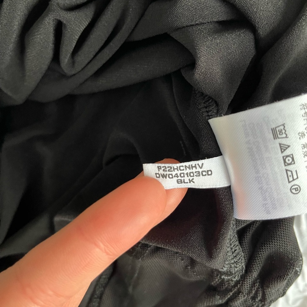 DKNY Black Sheer Women's Soft Top Slim Fit Party Events Size S NWT - Picture 14 of 14